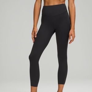 Lululemon Base Pace High-Rise Running Tight 25” (HR Tight)